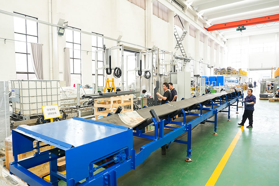 อุปกรณ์พืช